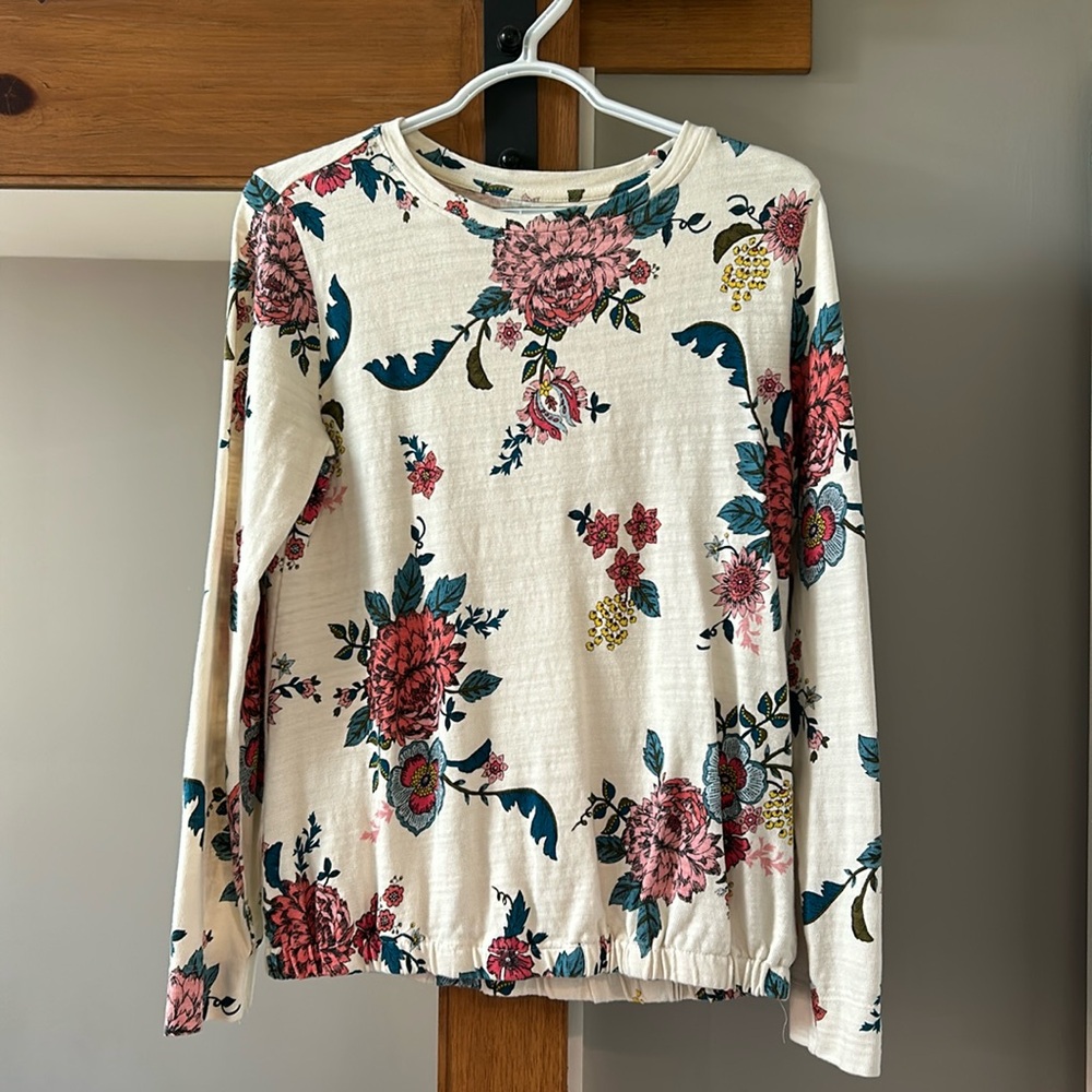 Women’s Loft bubble hem floral top. 100% Cotton